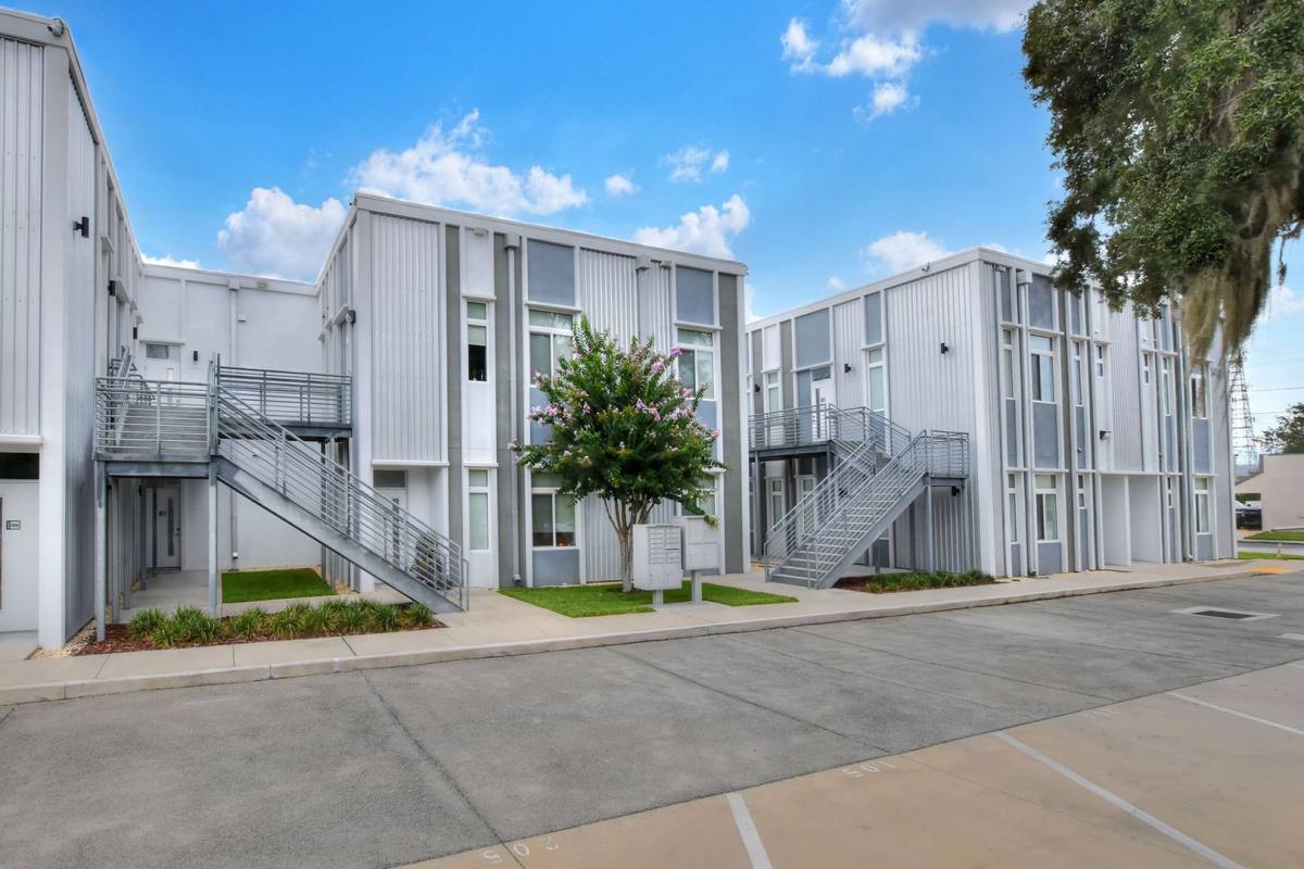 Apartment for rent at 240-250 2nd St SW, Winter Haven, FL 33880