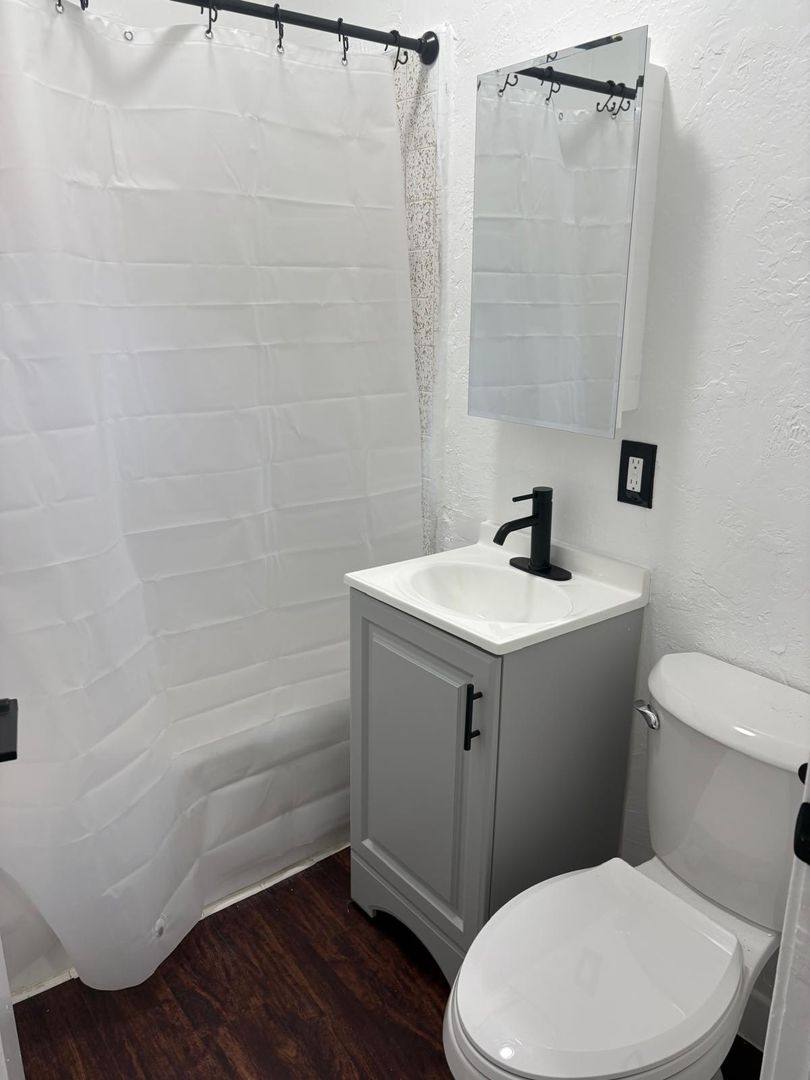 Apartment for rent at 512 - 516 S Glendale Ave, Glendale, CA 91205
