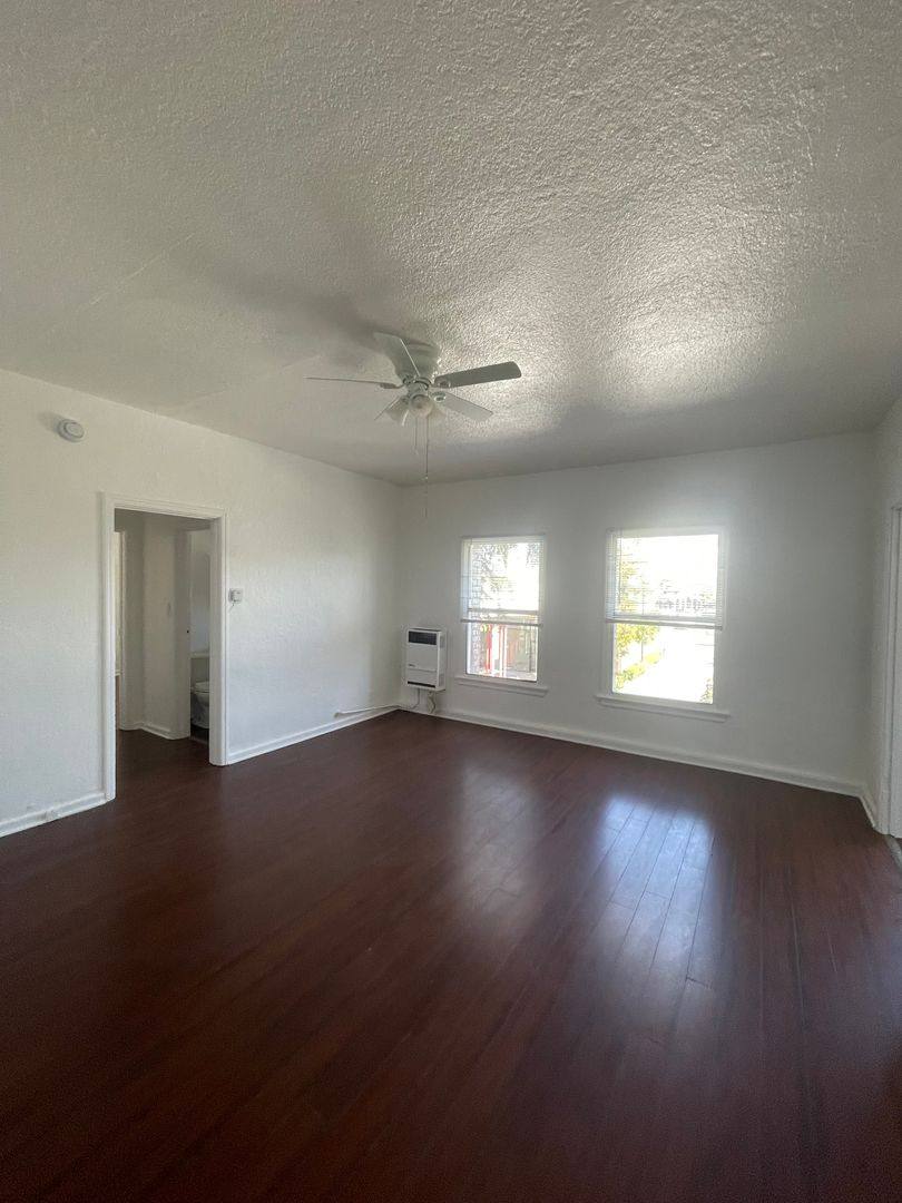 Apartment for rent at 512 - 516 S Glendale Ave, Glendale, CA 91205