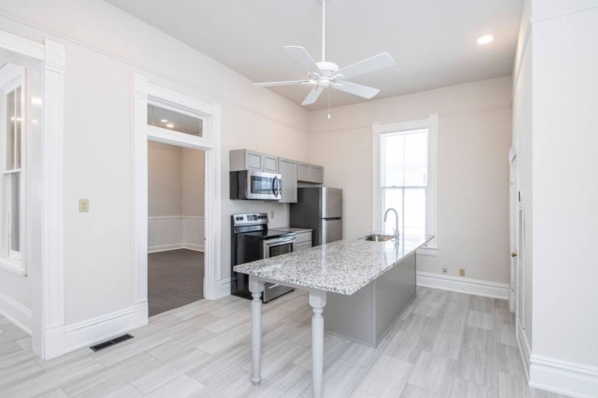House for rent at 112 S Pulaski St, Little Rock, AR 72201