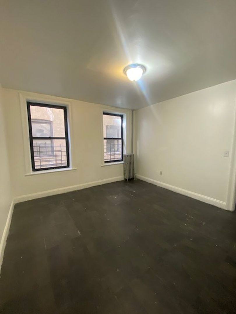 Apartment for rent at 1152-1156 Colgate Ave, Bronx, NY 10472