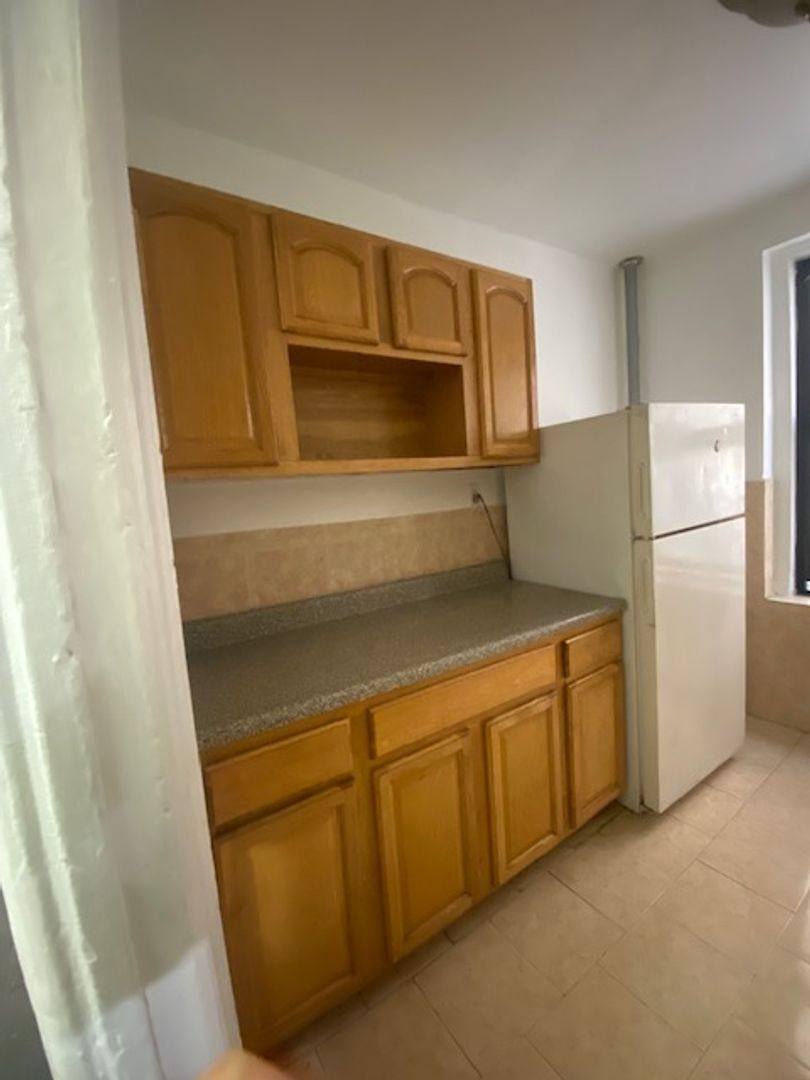 Apartment for rent at 1152-1156 Colgate Ave, Bronx, NY 10472