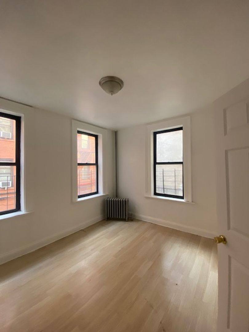 Apartment for rent at 1152-1156 Colgate Ave, Bronx, NY 10472
