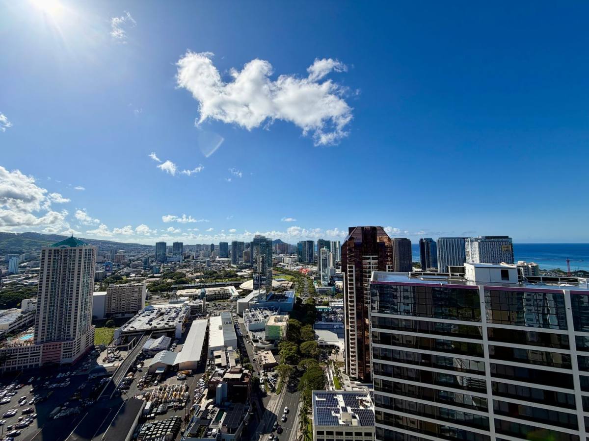 Condo for rent at 801 S St, Honolulu, HI 96813