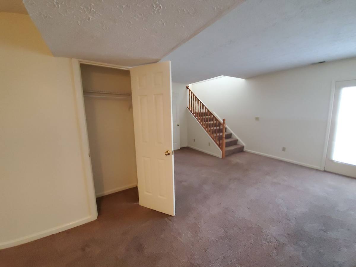 Townhouse for rent at 122 Alderman Dr, Morgantown, WV 26508