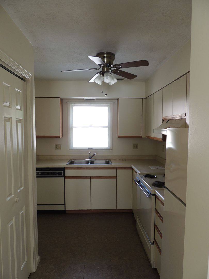 Townhouse for rent at 122 Alderman Dr, Morgantown, WV 26508