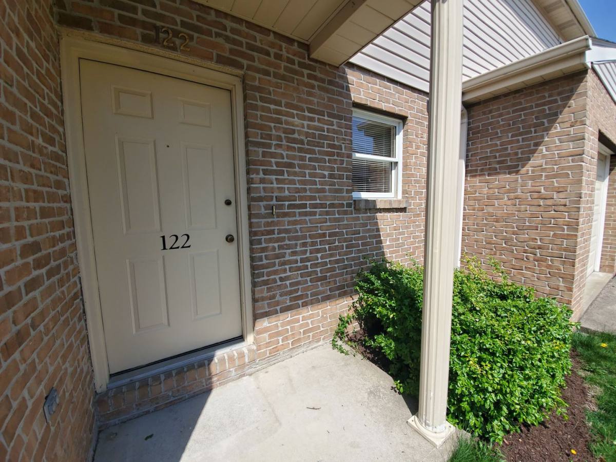 Townhouse for rent at 122 Alderman Dr, Morgantown, WV 26508