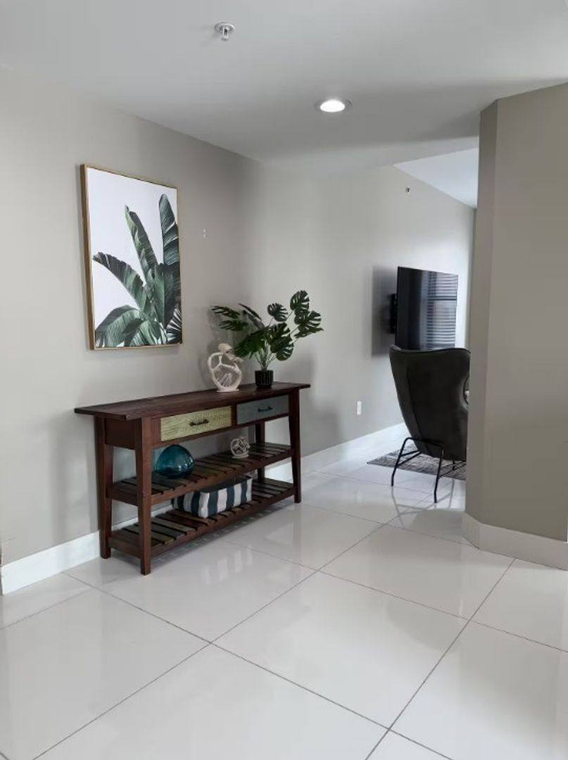 Condo for rent at 400 Walnut St, Des Moines, IA 50309