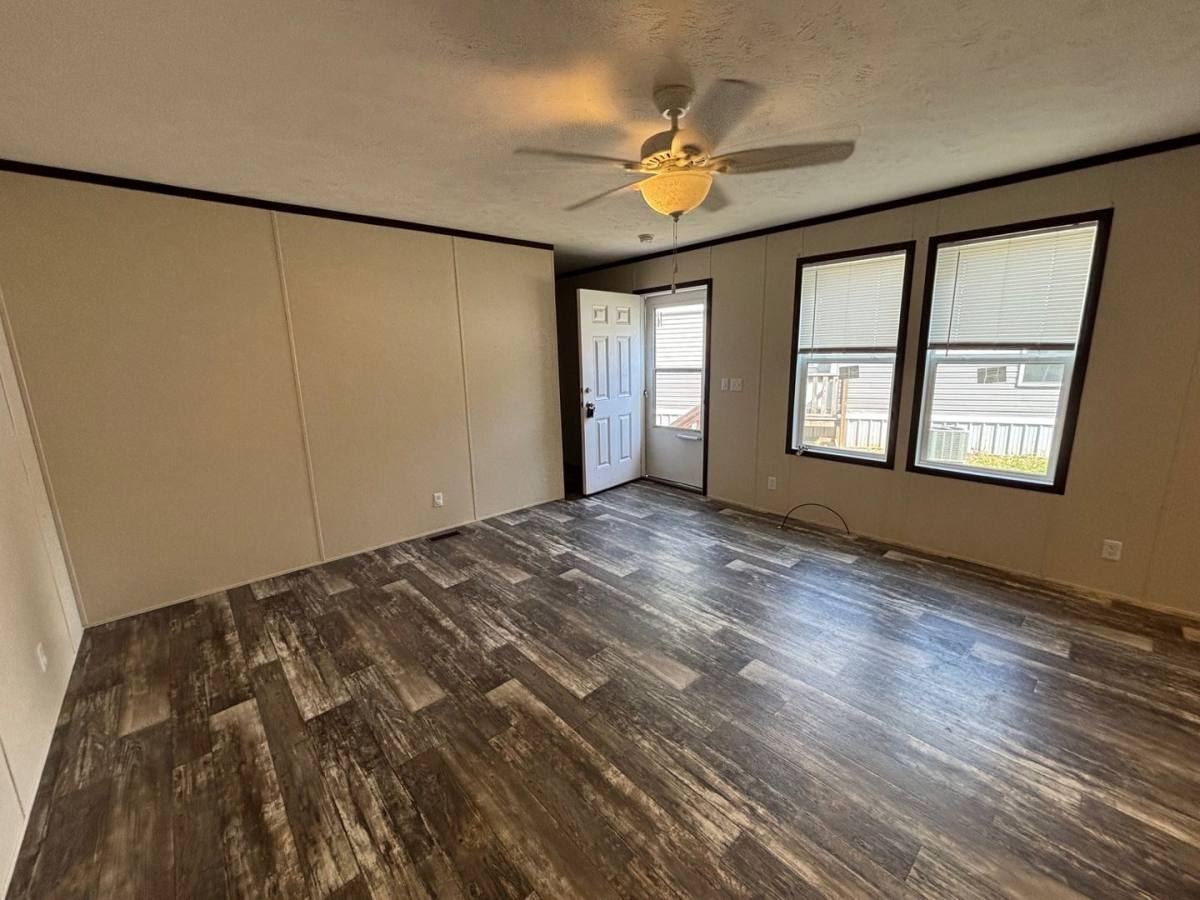 Apartment for rent at 917 N 13th St, Salina, KS 67401