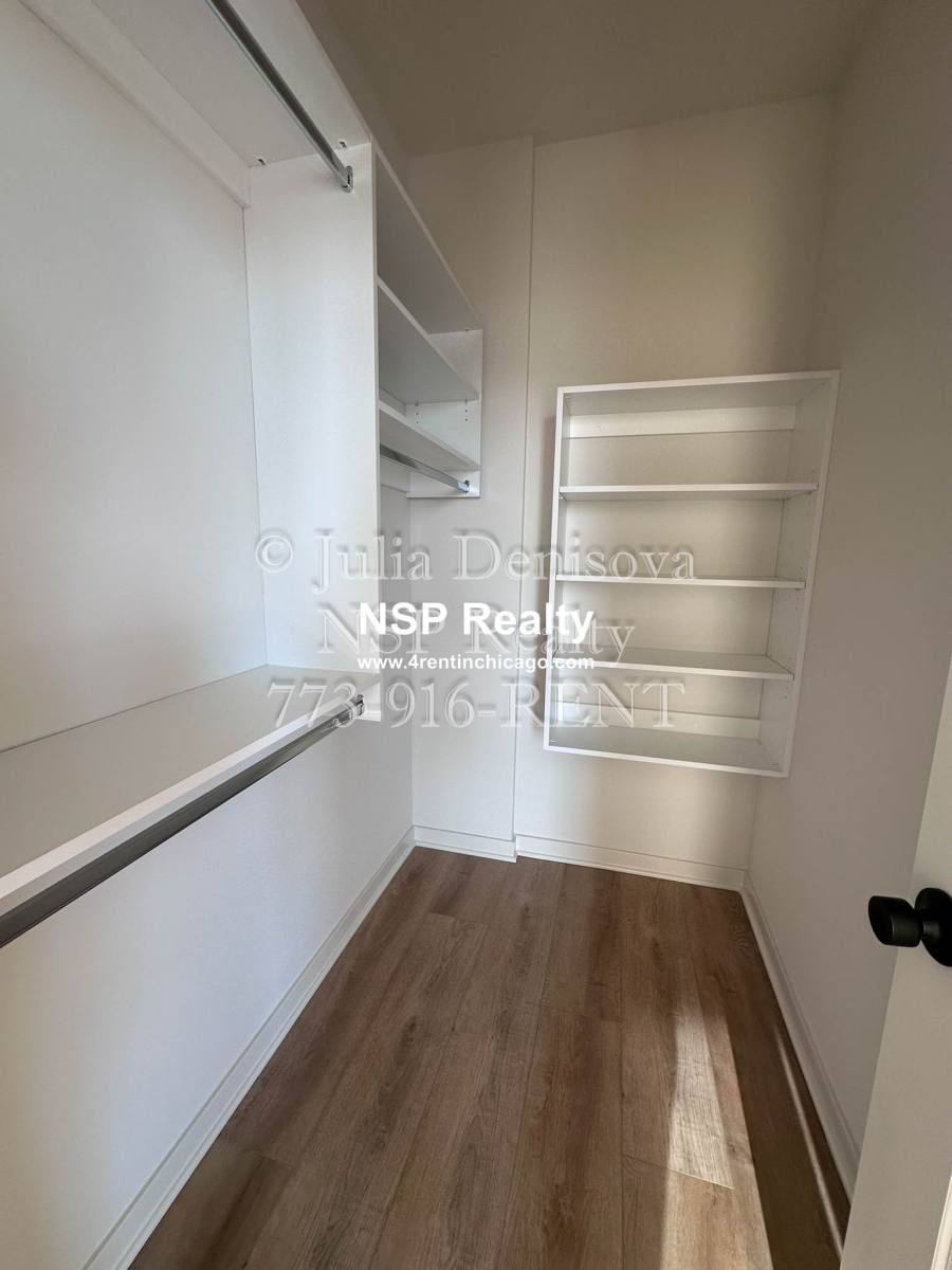 Apartment for rent at 3207 Narragansett #301, Chicago, IL 60634