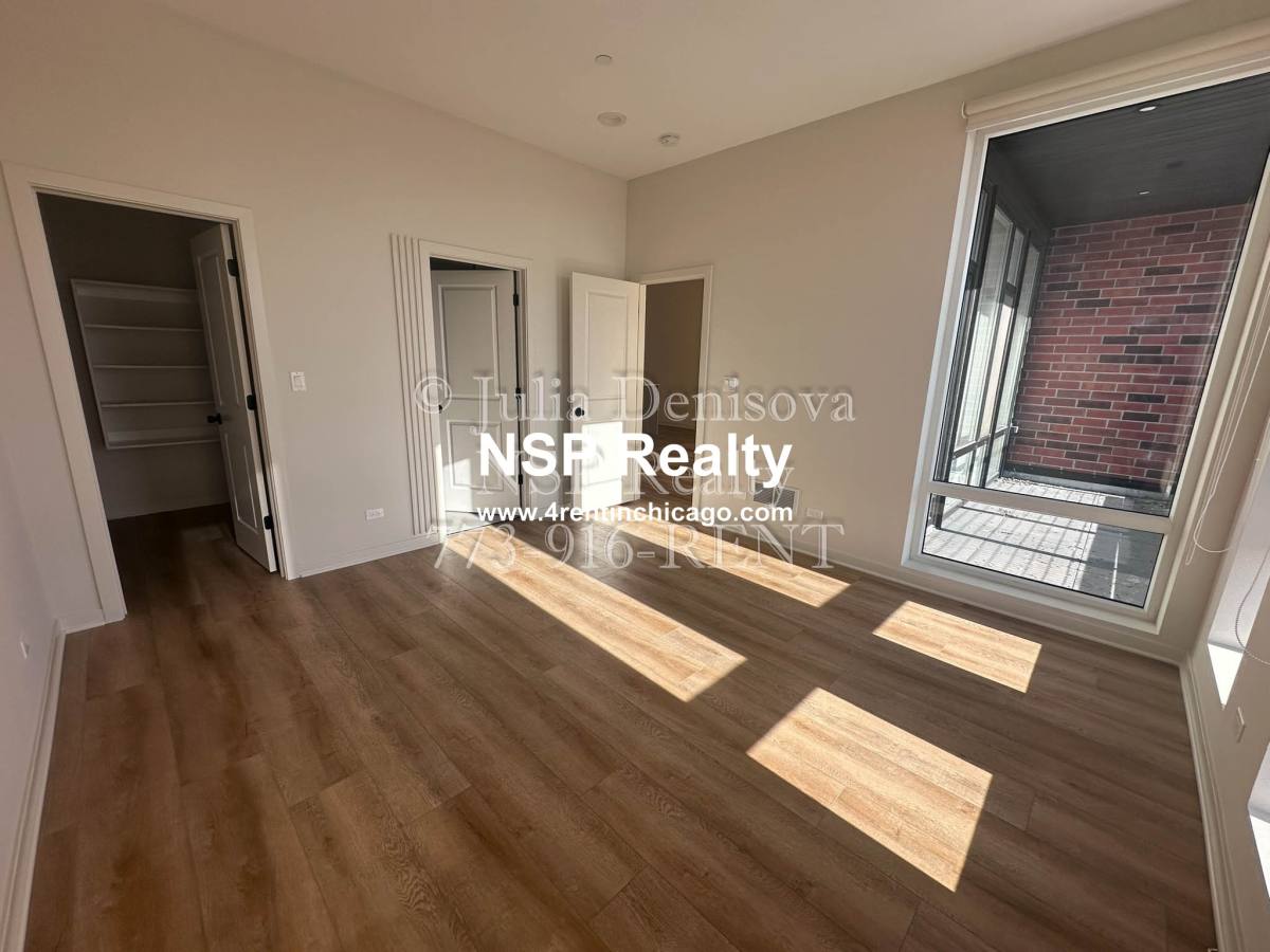 Apartment for rent at 3207 Narragansett #301, Chicago, IL 60634
