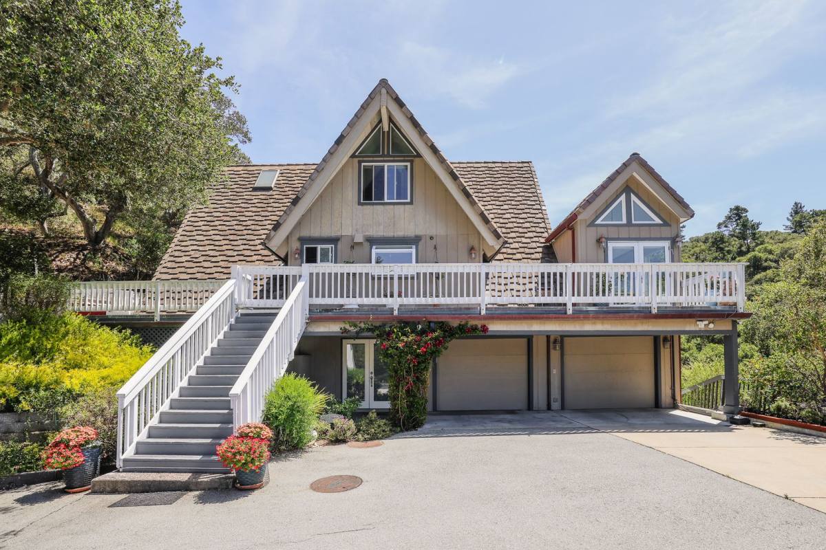 House for rent at 26185 Zdan Rd, Carmel Valley, CA 93924