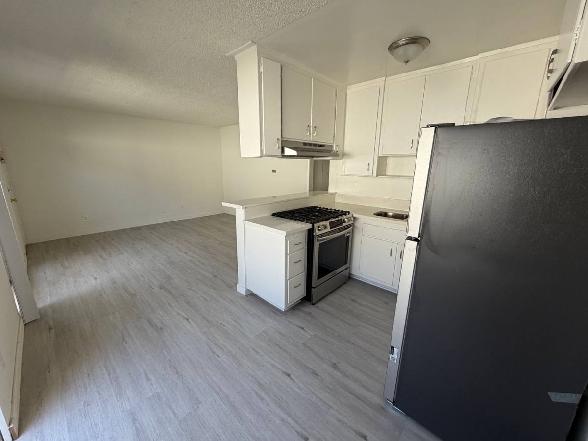 Apartment for rent at 1422 Barry Ave, Los Angeles, CA 90025