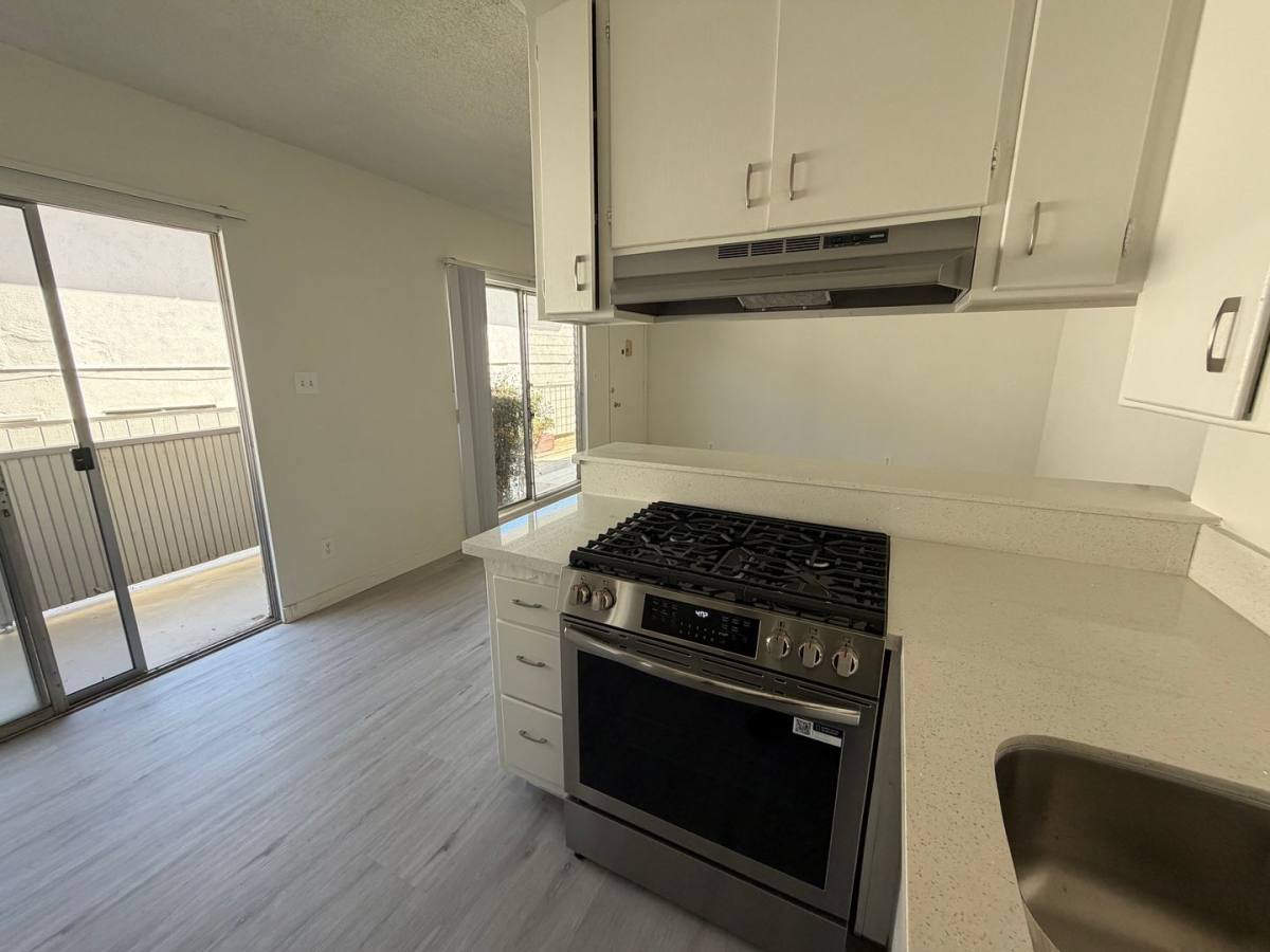 Apartment for rent at 1422 Barry Ave, Los Angeles, CA 90025
