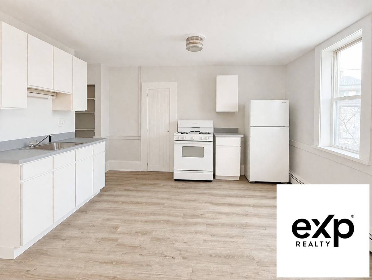 Apartment for rent at 11 Park St #1, Peabody, MA 01960