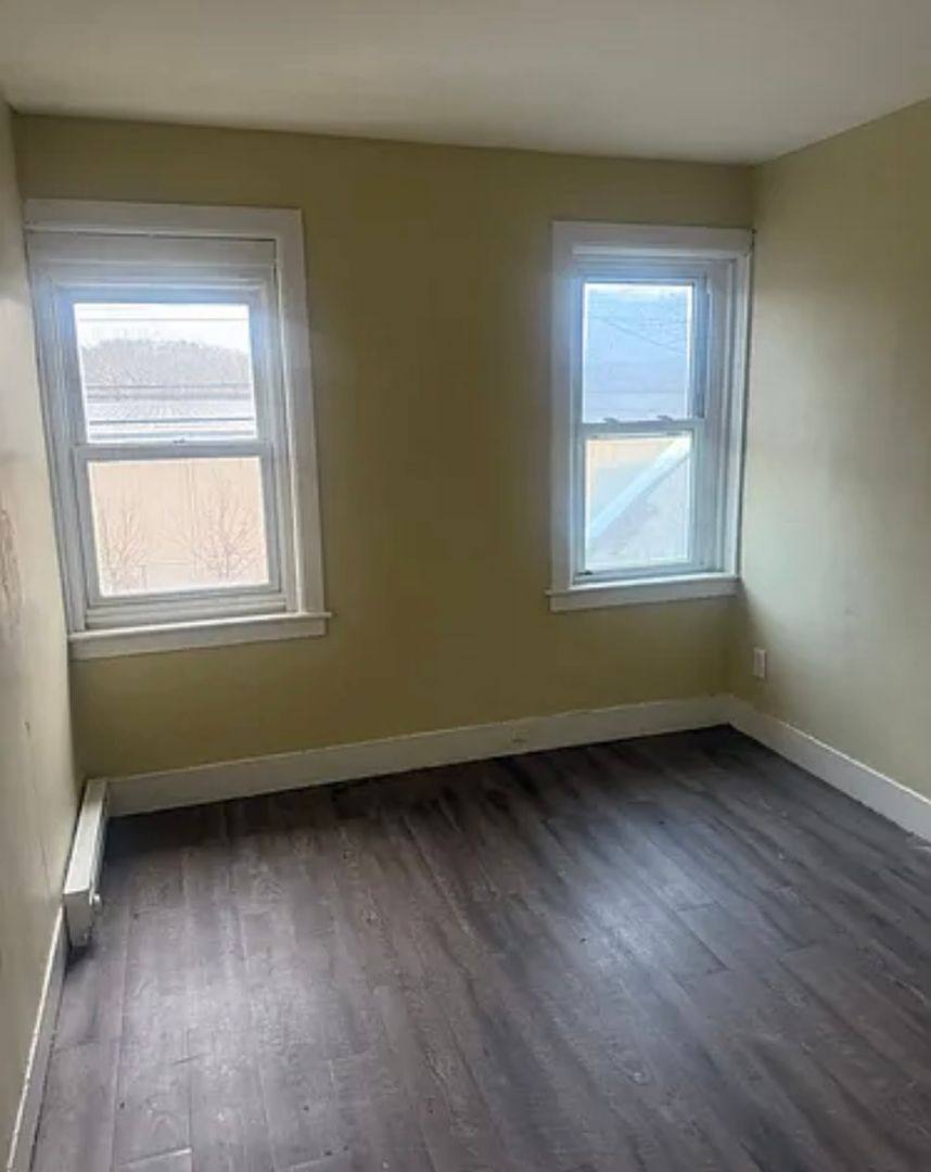 Townhouse for rent at 430-432 Norwich Ave, Taftville, CT 06380