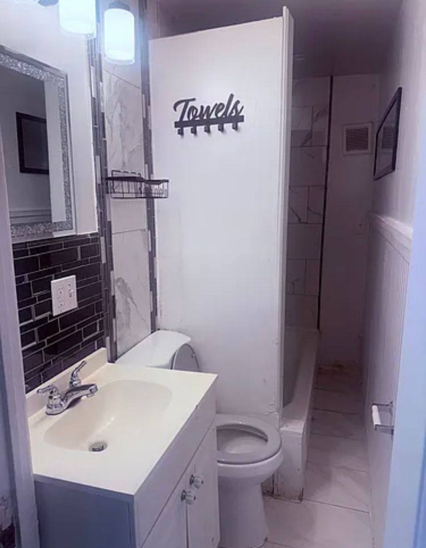 Townhouse for rent at 430-432 Norwich Ave, Taftville, CT 06380