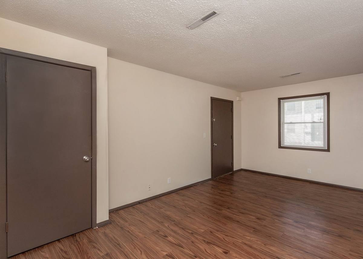 Apartment for rent at 3535 3545 3565 Central, Bettendorf, IA 52722