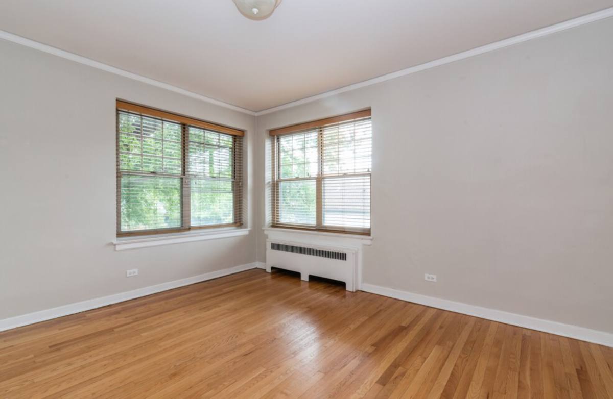 Apartment for rent at 2760 Hampton Parkway #V1, Evanston, IL 60201