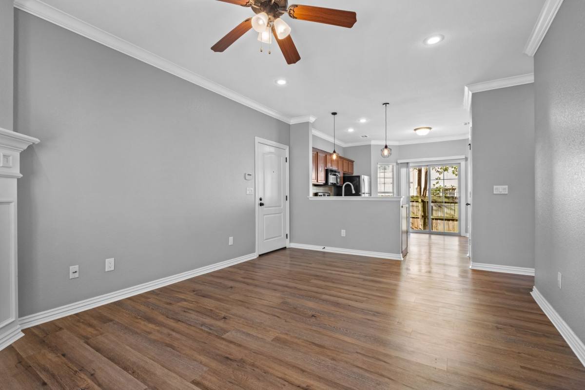 Apartment for rent at 2627 N Miranda, Fayetteville, AR 72703