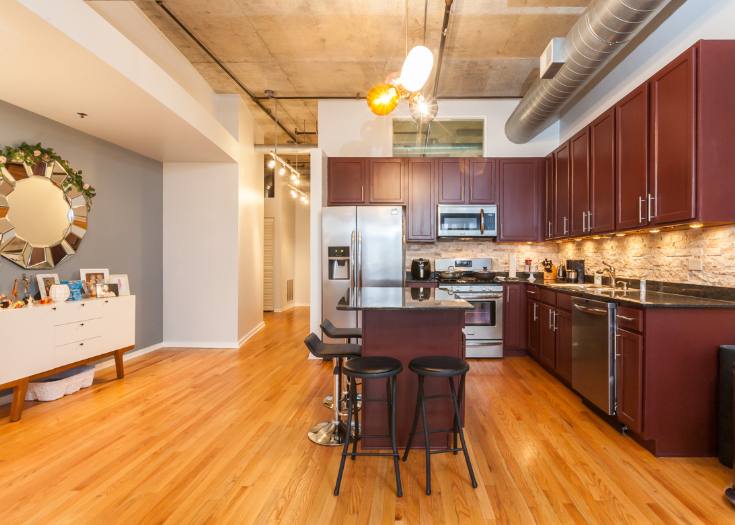 Condo for rent at 933 W Van Buren #812, Chicago, IL 60607