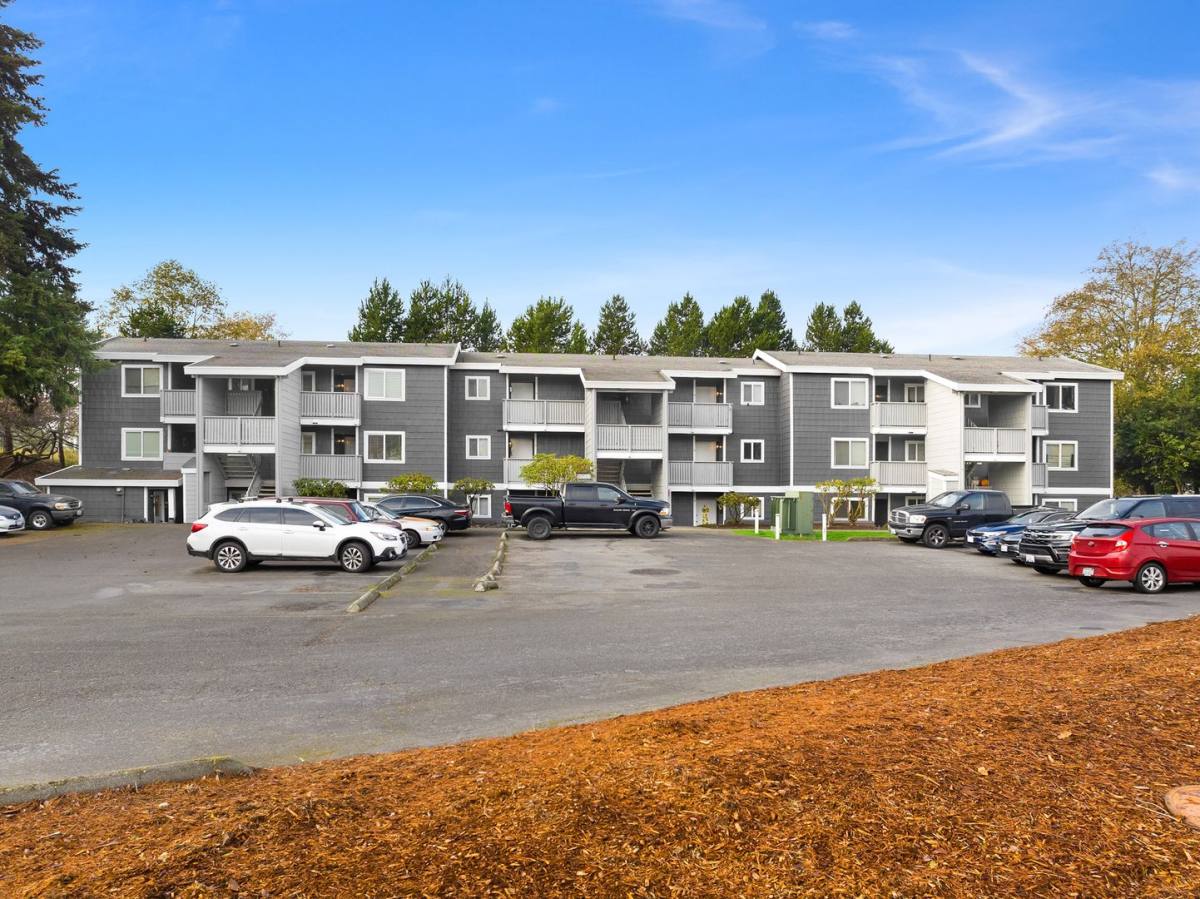 Apartment for rent at 2550 N Vassault St, Tacoma, WA 98406