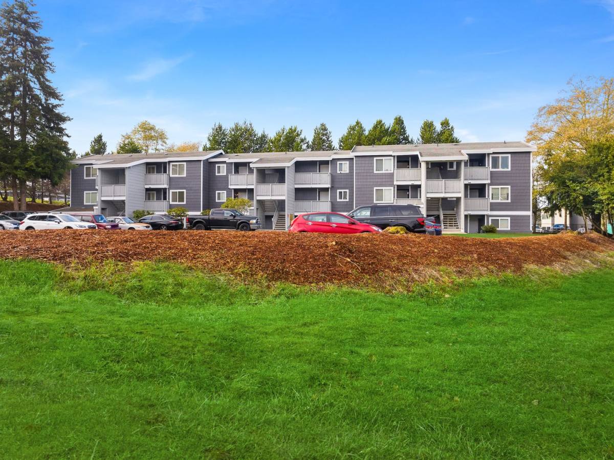 Apartment for rent at 2550 N Vassault St, Tacoma, WA 98406