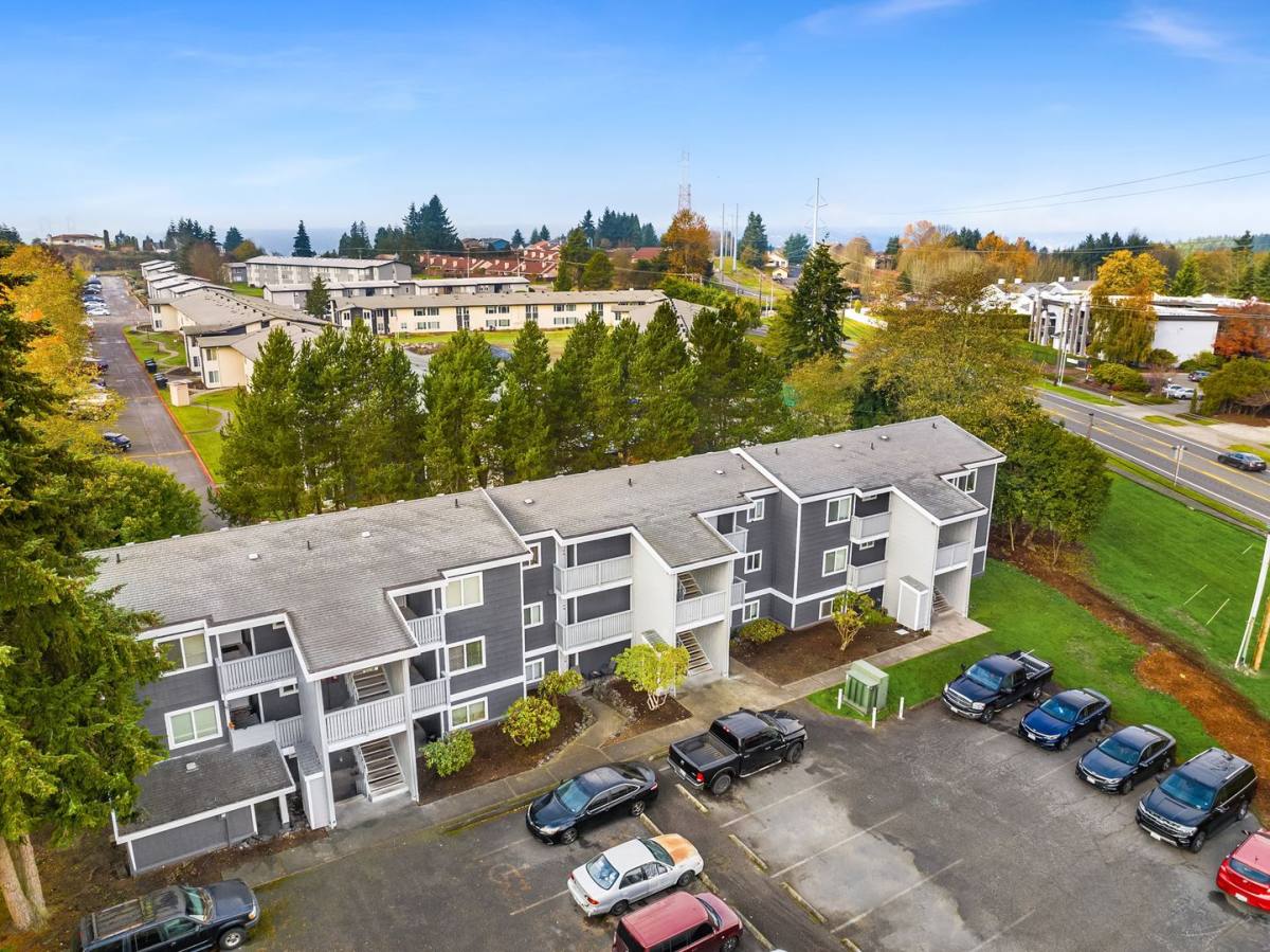 Apartment for rent at 2550 N Vassault St, Tacoma, WA 98406