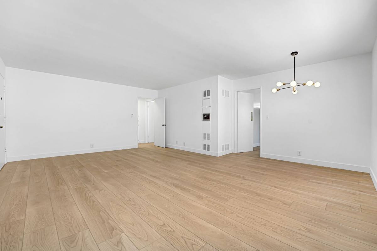 Apartment for rent at 303 California Ave, Santa Monica, CA 90403