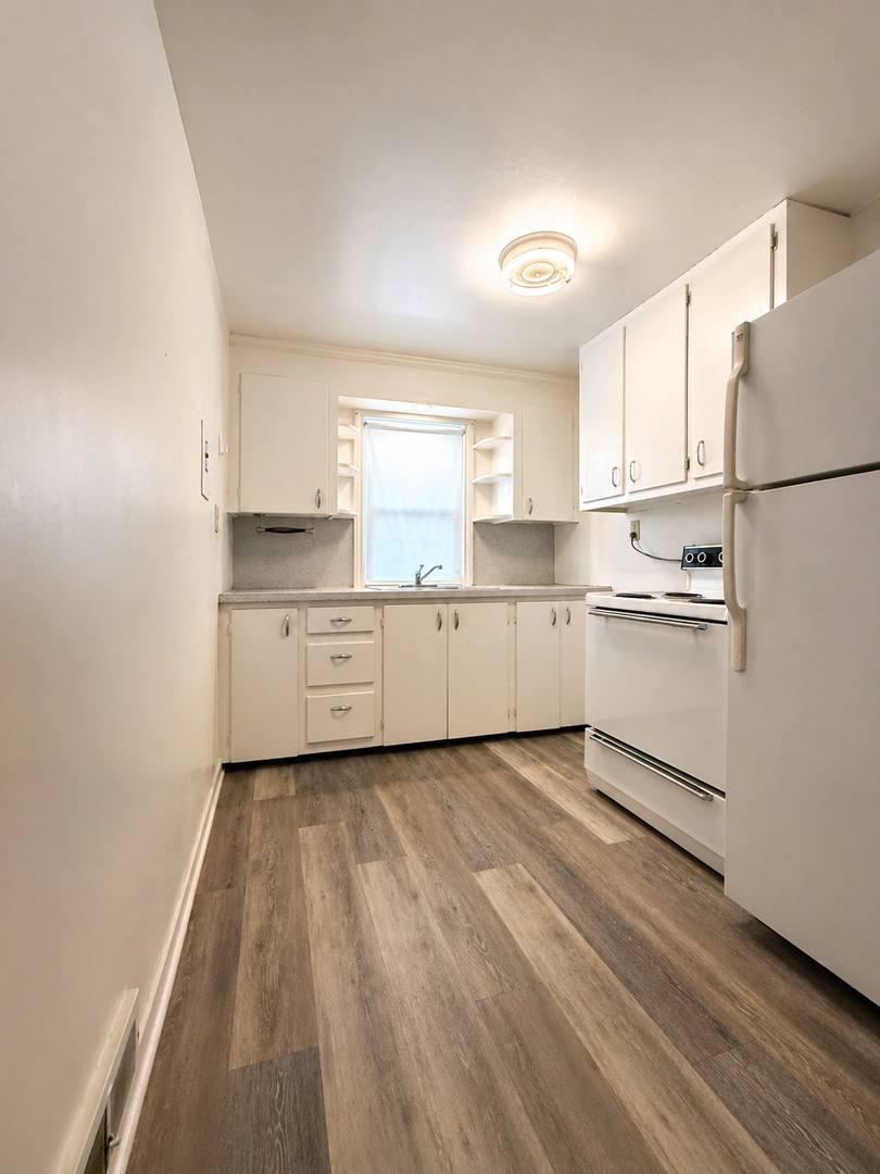 Apartment for rent at 217 W Maple St, Palmyra, PA 17078