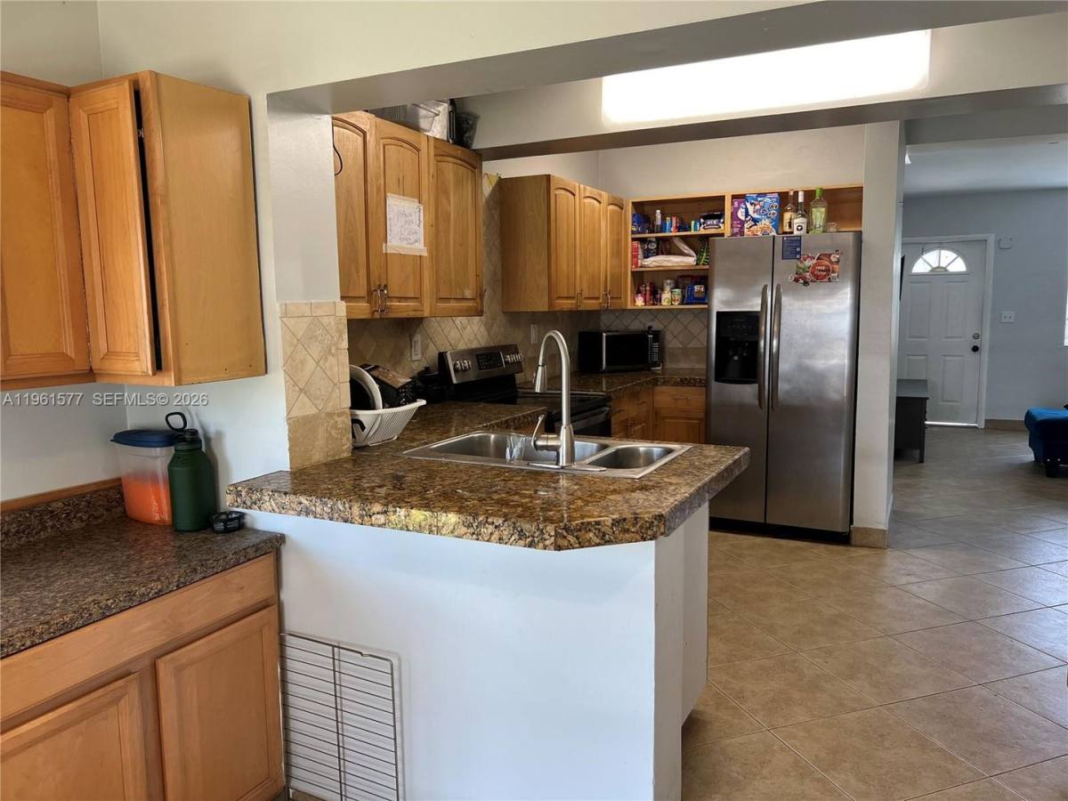 House for rent at 1885 NE 53rd St, Pompano Beach, FL 33064