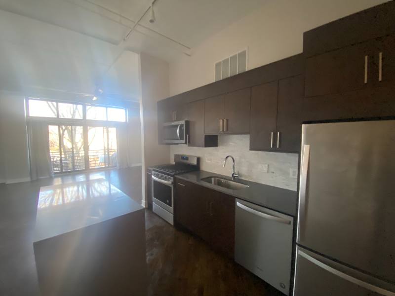 Condo for rent at 2012 W Saint Paul Ave #211, Chicago, IL 60647