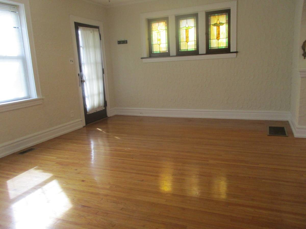 Townhouse for rent at 1081 Terrace Dr #1, Saint Louis, MO 63117