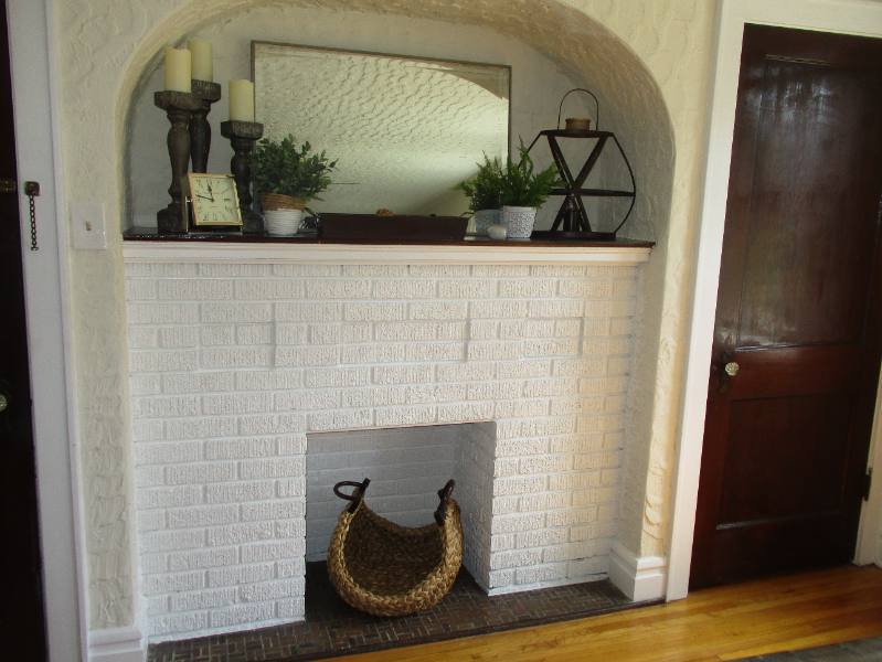 Townhouse for rent at 1081 Terrace Dr #1, Saint Louis, MO 63117