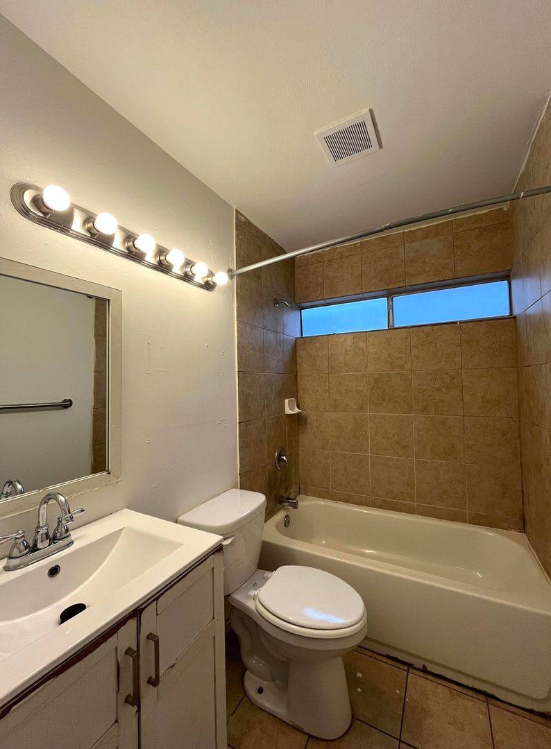 House for rent at 7607 Sage Oak St, San Antonio, TX 78233