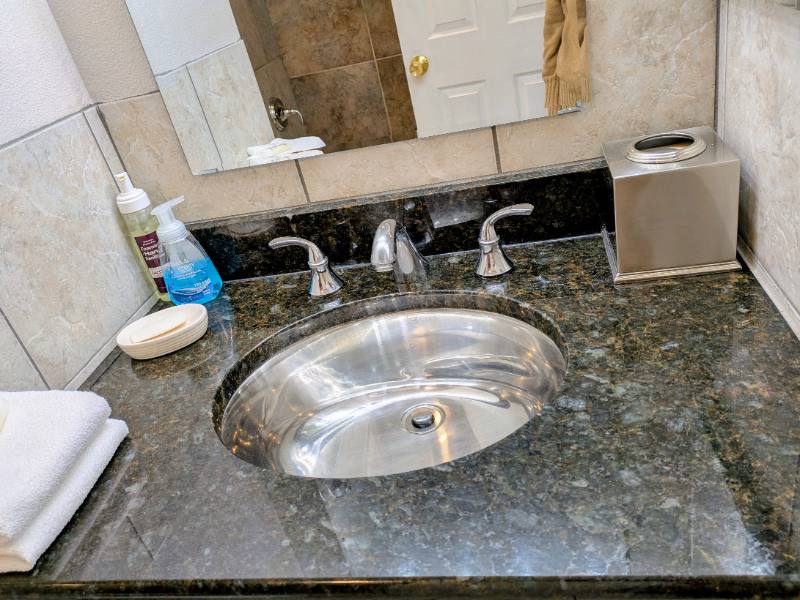 Condo for rent at 1020 15th St #13F, Denver, CO 80202
