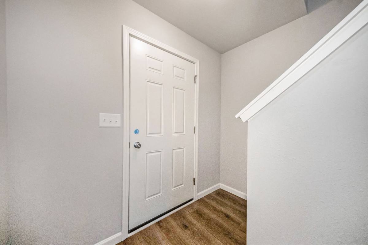 House for rent at 1027 Maple Ave, Jackson, MI 49203