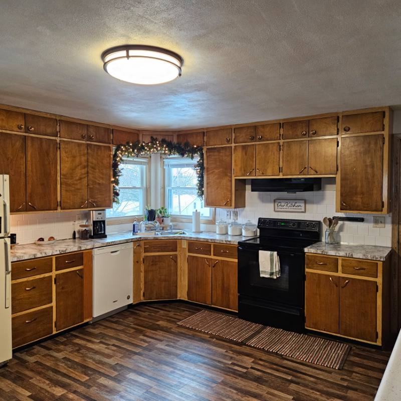 Apartment for rent at 305 N Hickory St, Platteville, WI 53818