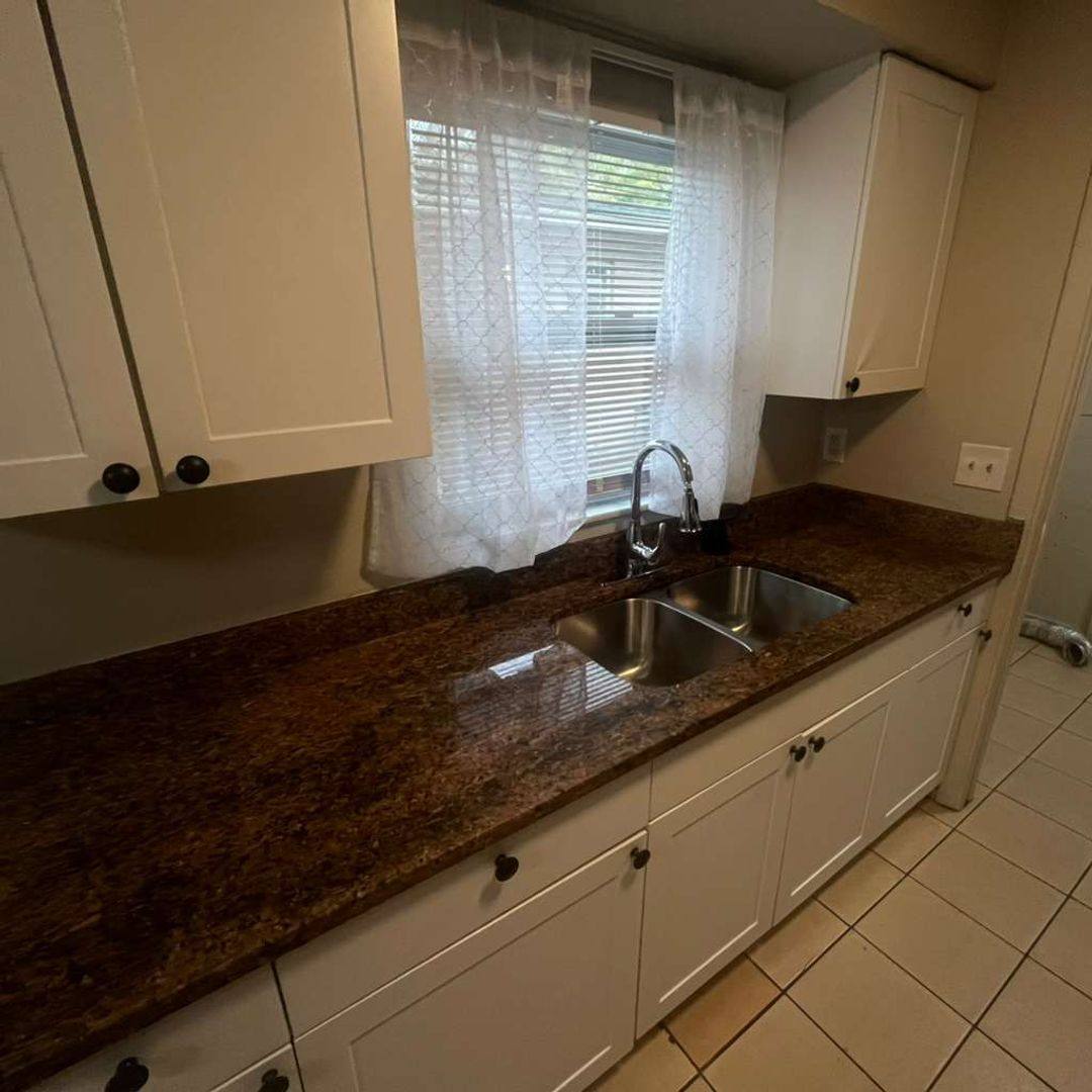Apartment for rent at 3771 Belmont St, Fort Myers, FL 33916
