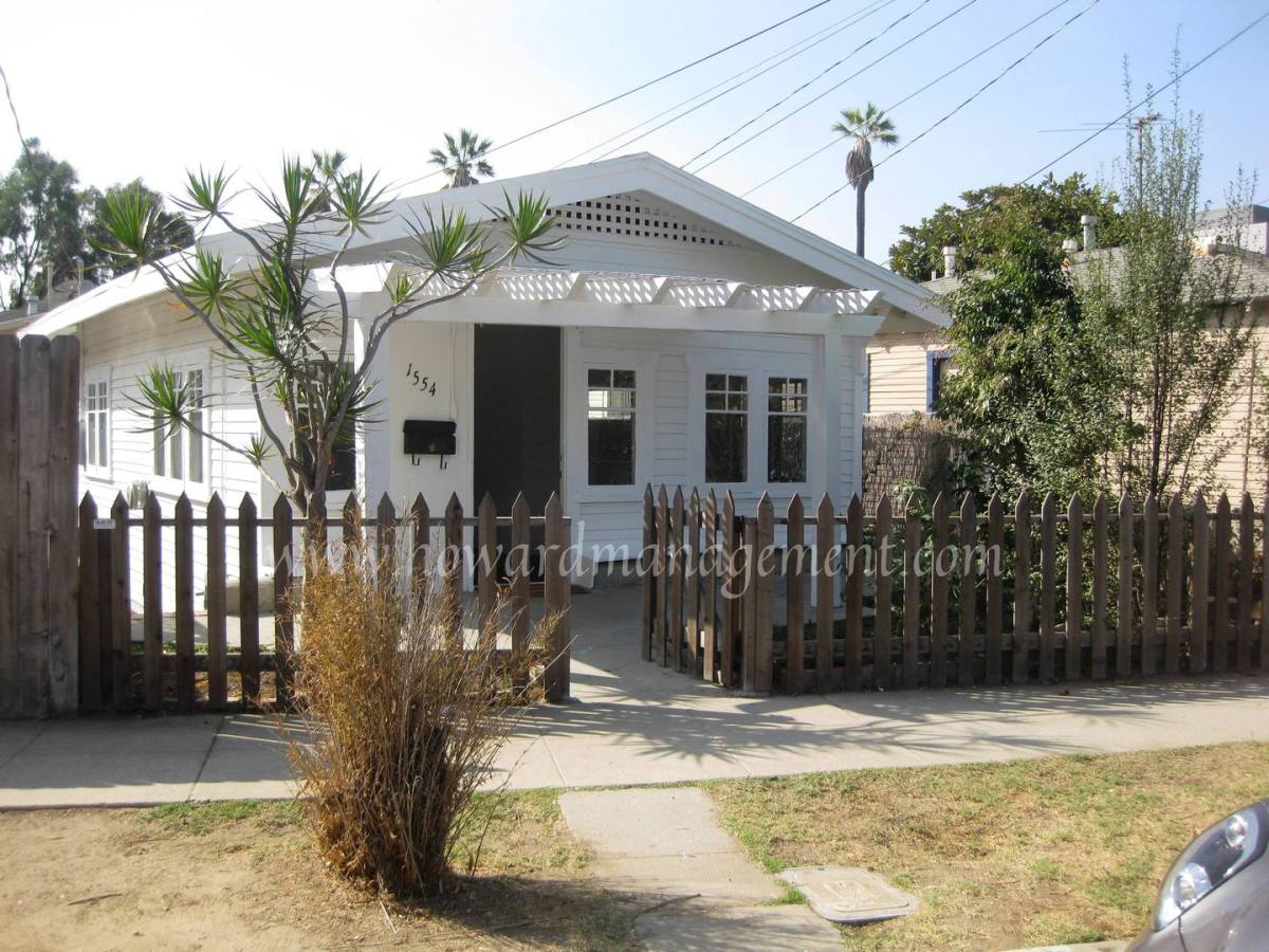 Apartment for rent at 551-557 Rialto Ave, Venice, CA 90291