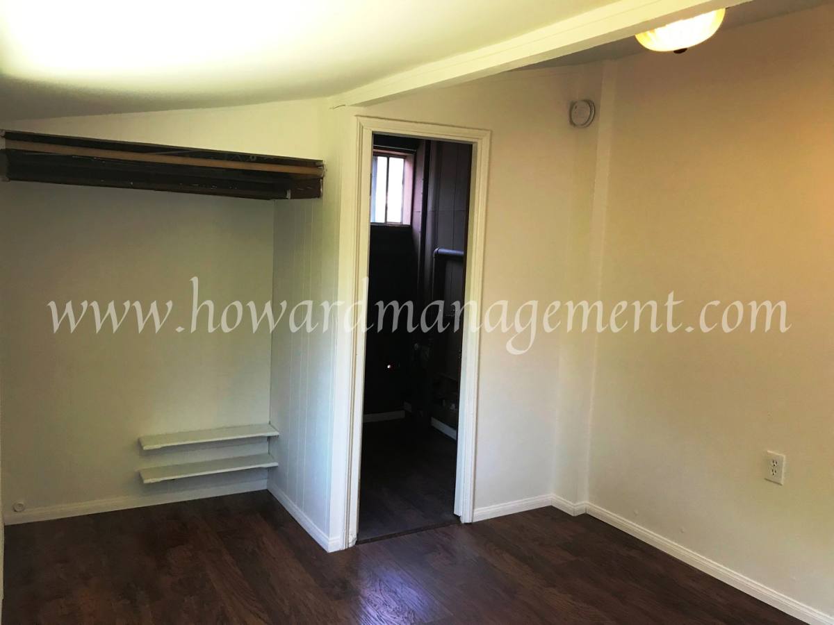 Apartment for rent at 551-557 Rialto Ave, Venice, CA 90291