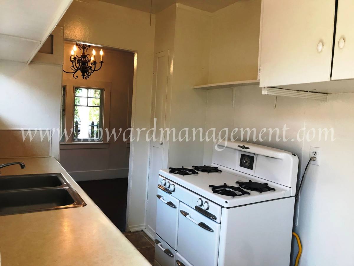 Apartment for rent at 551-557 Rialto Ave, Venice, CA 90291
