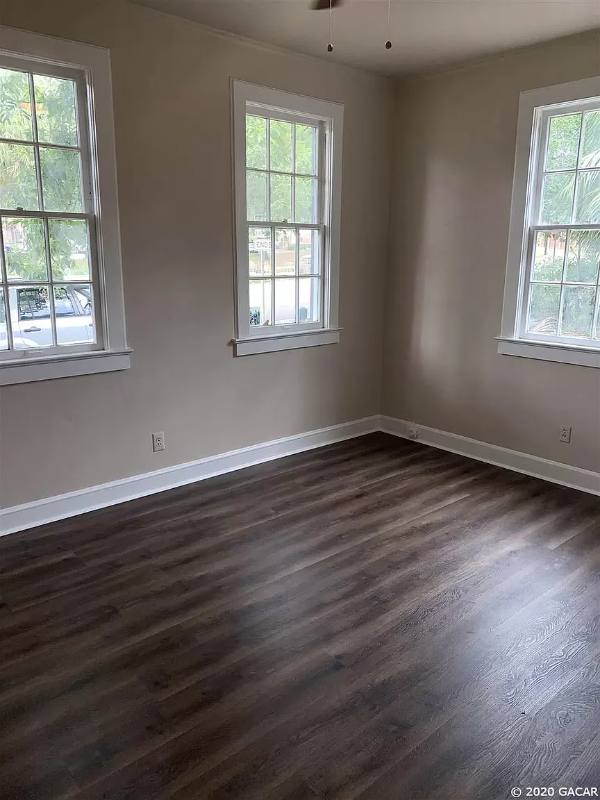 House for rent at 929 SW 13th St, Gainesville, FL 32601