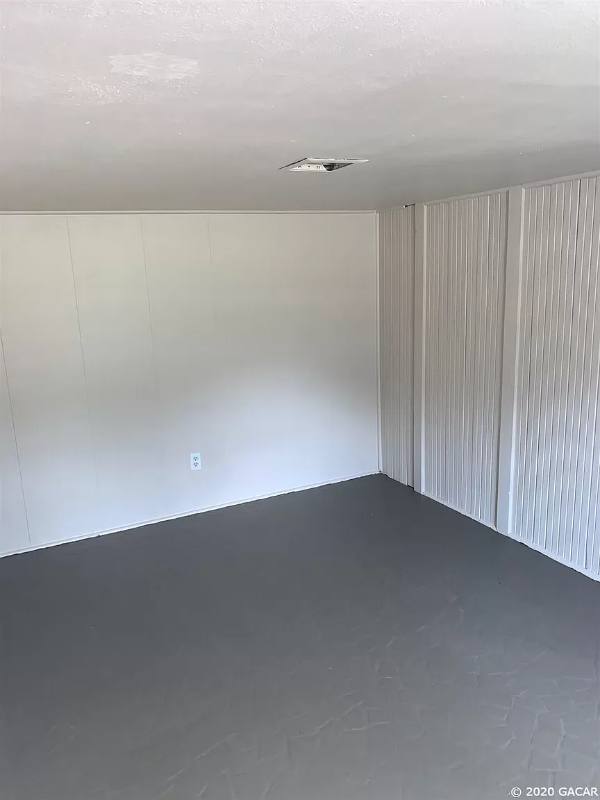 House for rent at 929 SW 13th St, Gainesville, FL 32601