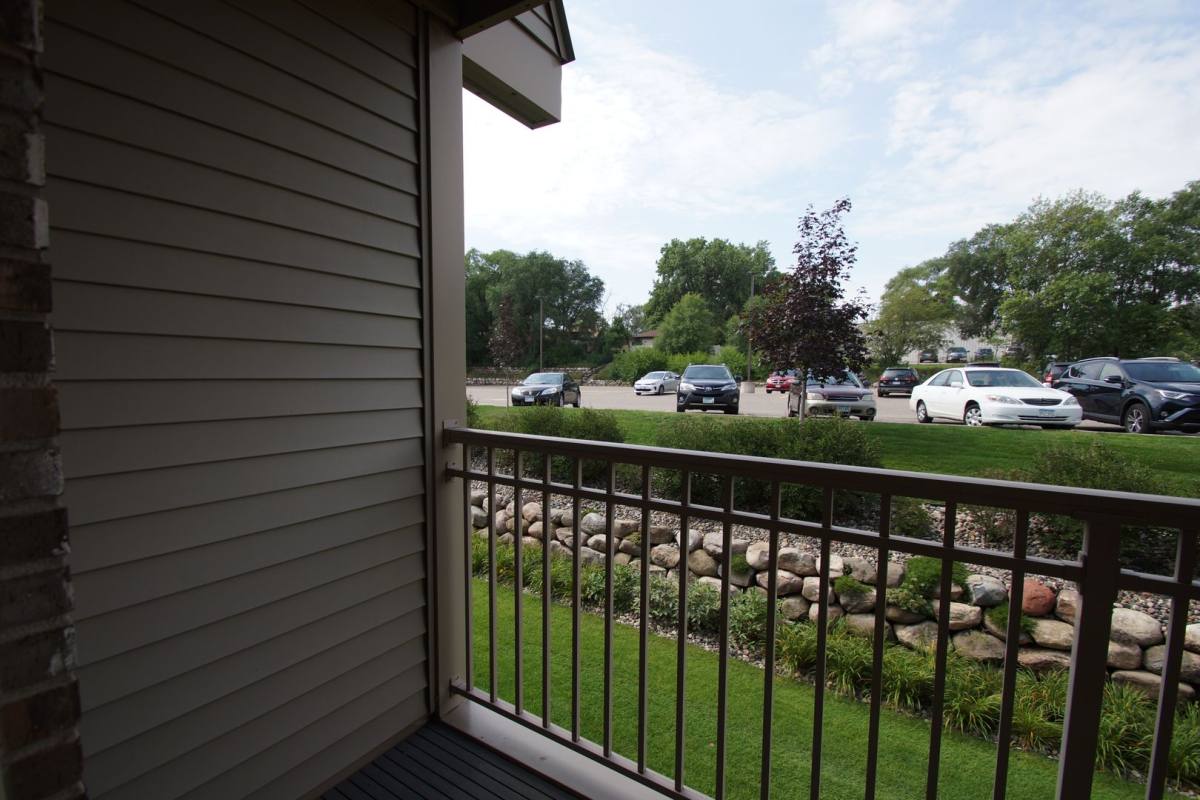 Apartment for rent at 1270 Larpenteur Ave W, Saint Paul, MN 55113