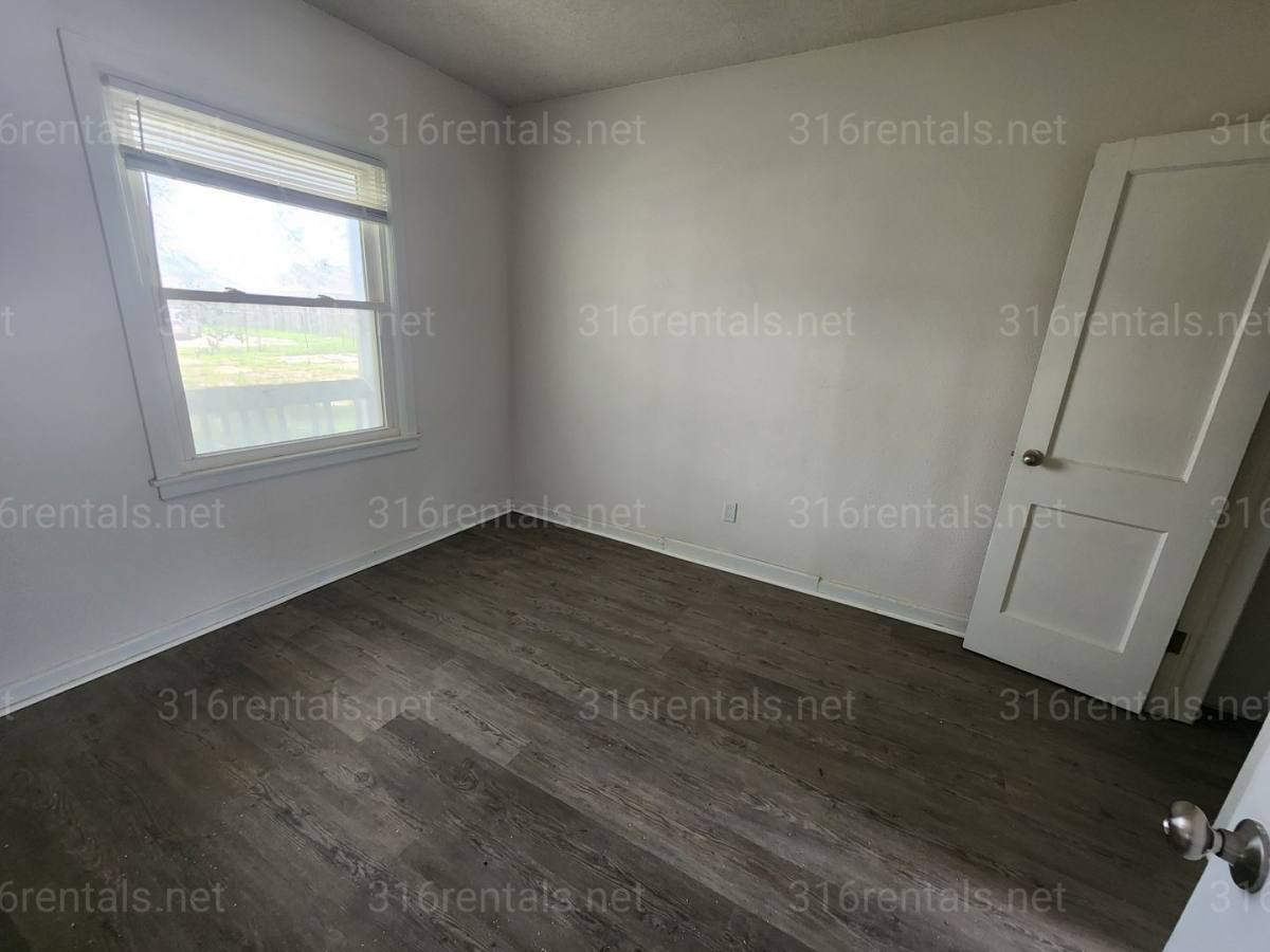 Apartment for rent at 847 N Glendale St, Wichita, KS 67208