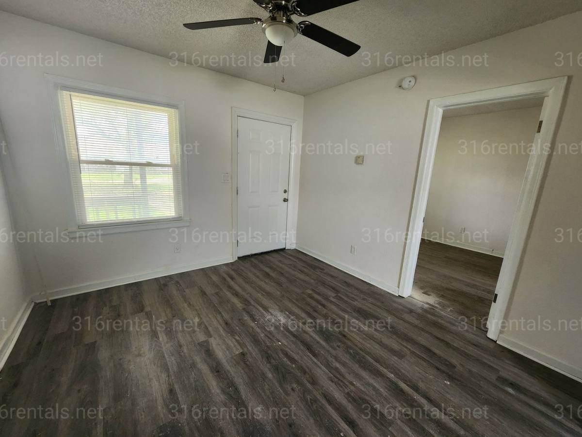 Apartment for rent at 847 N Glendale St, Wichita, KS 67208