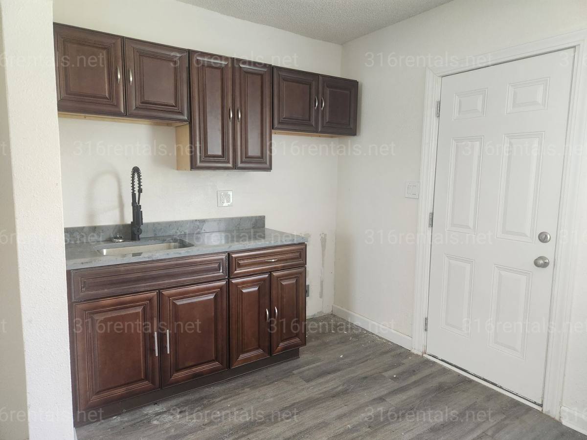 Apartment for rent at 847 N Glendale St, Wichita, KS 67208