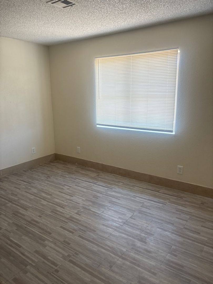 Apartment for rent at 4223 Zavala St, Las Vegas, NV 89103