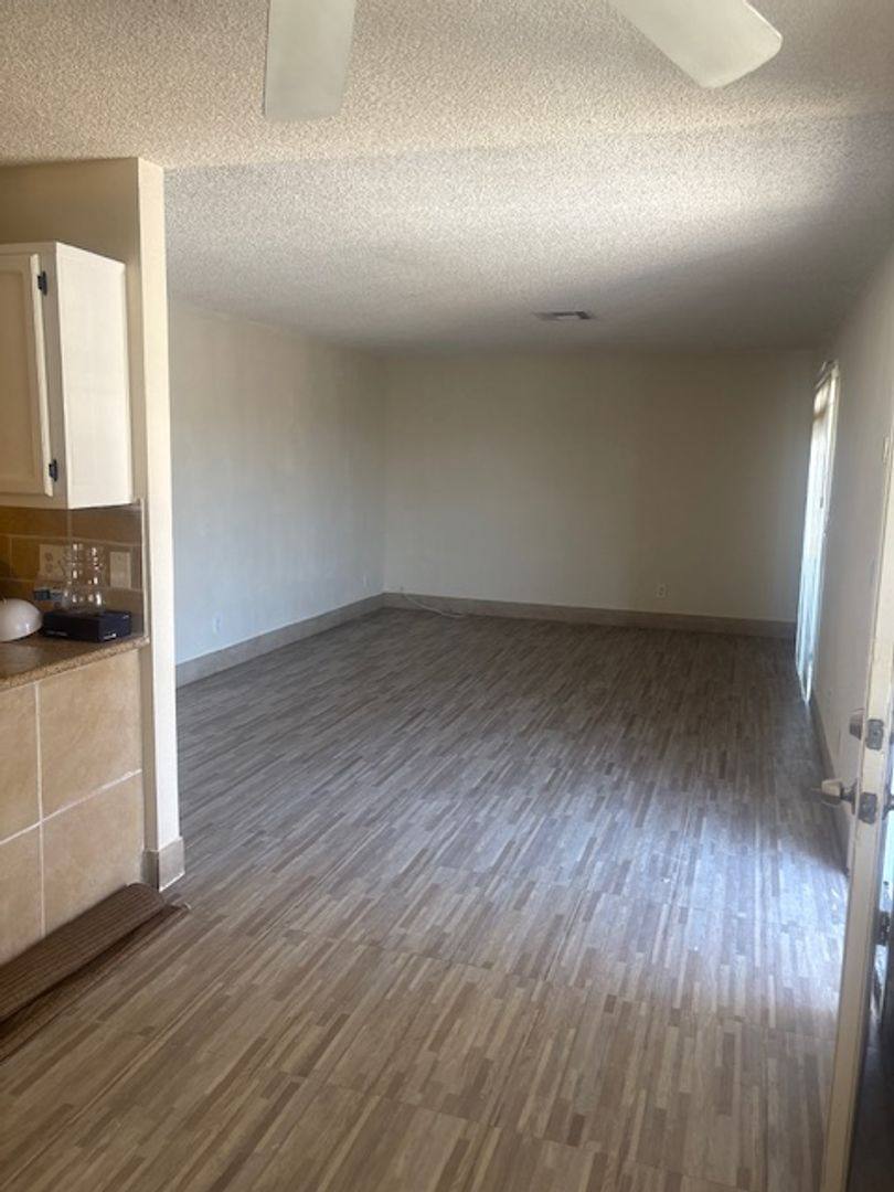 Apartment for rent at 4223 Zavala St, Las Vegas, NV 89103